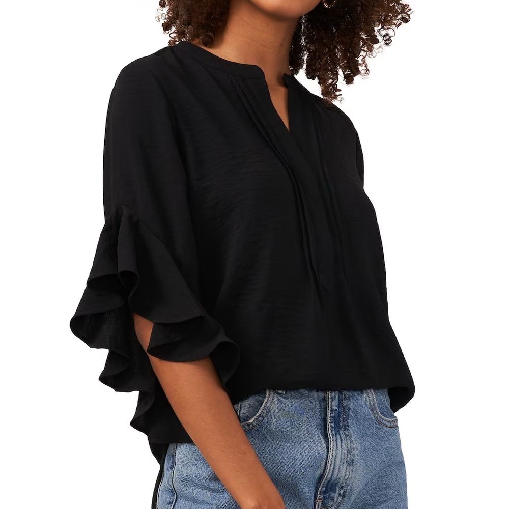 NWOT Vince Camuto Pleated Ruffle Sleeve Blouse in Navy Blue, Size Medium.